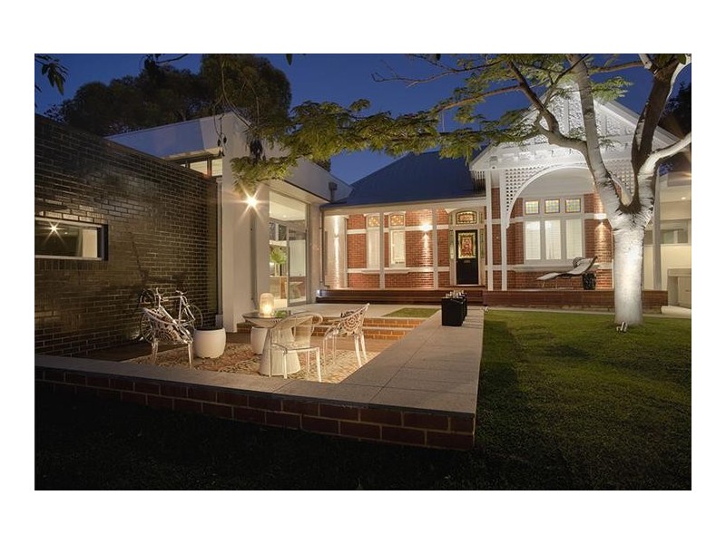 22 Melvista Avenue, Claremont WA 6010