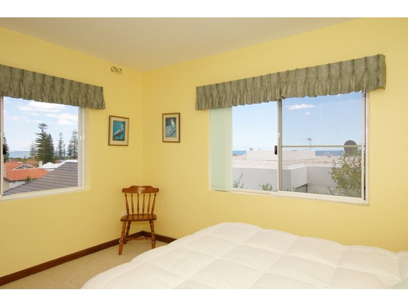 1/20 Overton Gardens, Cottesloe WA 6011