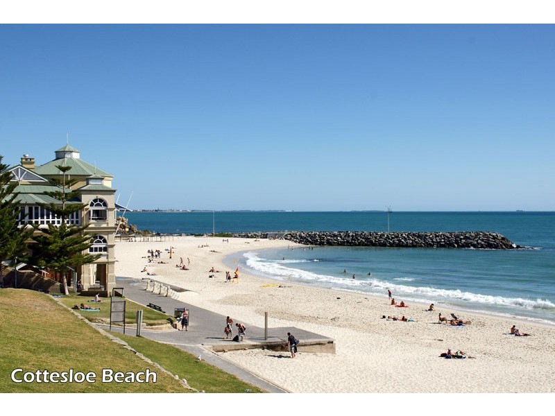 1/20 Overton Gardens, Cottesloe WA 6011