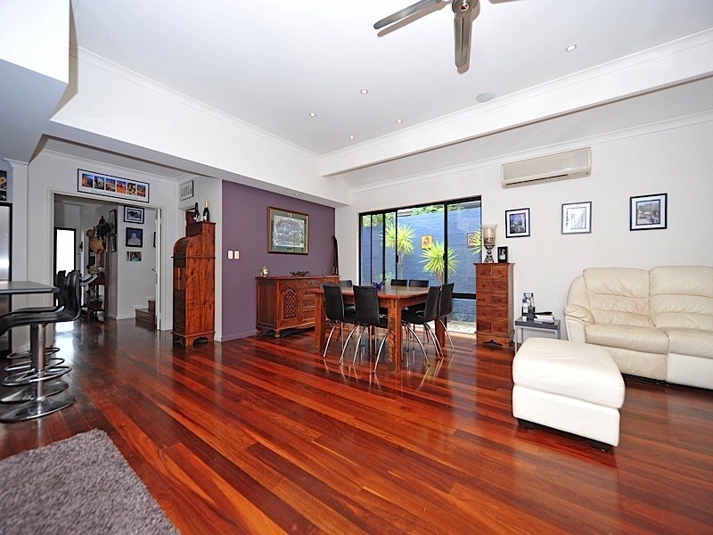 11 Perth Street, Cottesloe WA 6011