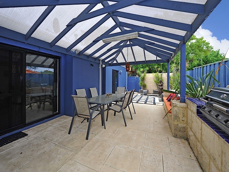 11 Perth Street, Cottesloe WA 6011