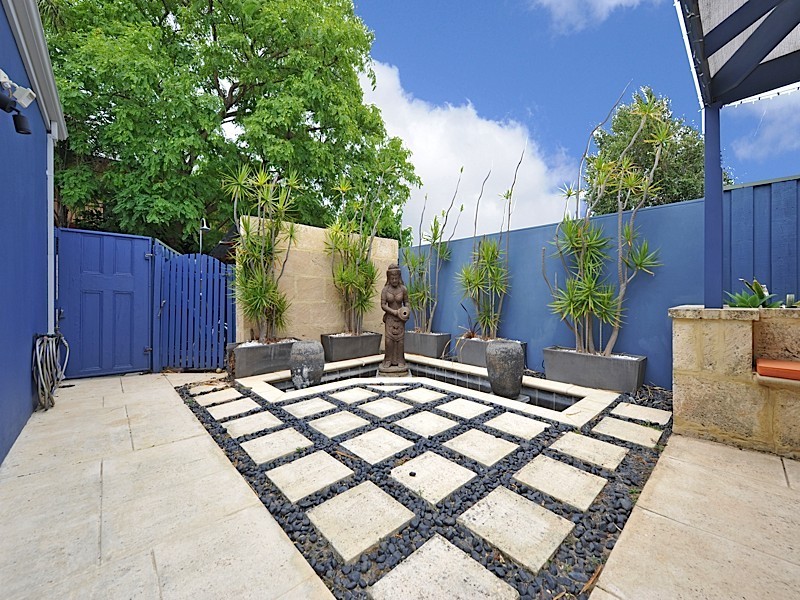 11 Perth Street, Cottesloe WA 6011