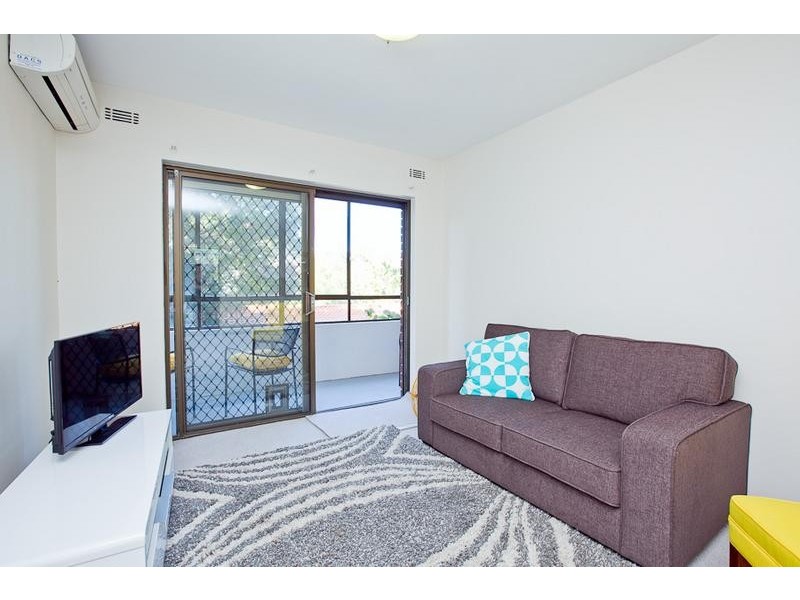 4/453 Stirling Highway, Cottesloe WA 6011