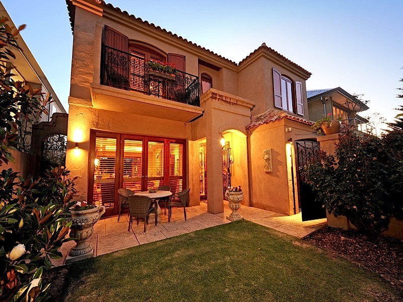 86 Clement Street, Swanbourne WA 6010