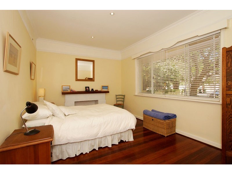 12 Federal Street, Cottesloe WA 6011