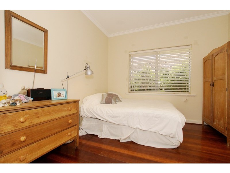 12 Federal Street, Cottesloe WA 6011