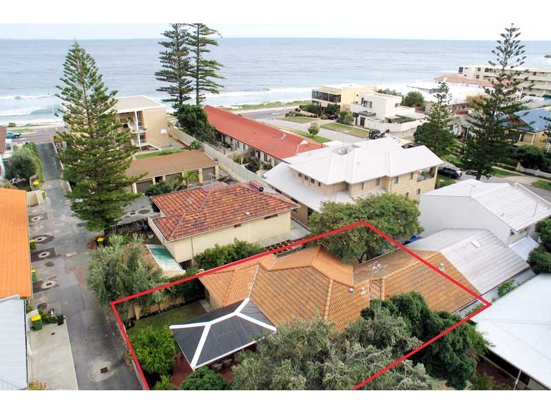 5a Deane Street, Cottesloe WA 6011