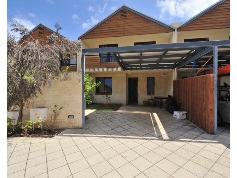 8/98 Stirling Highway, North Fremantle WA 6159