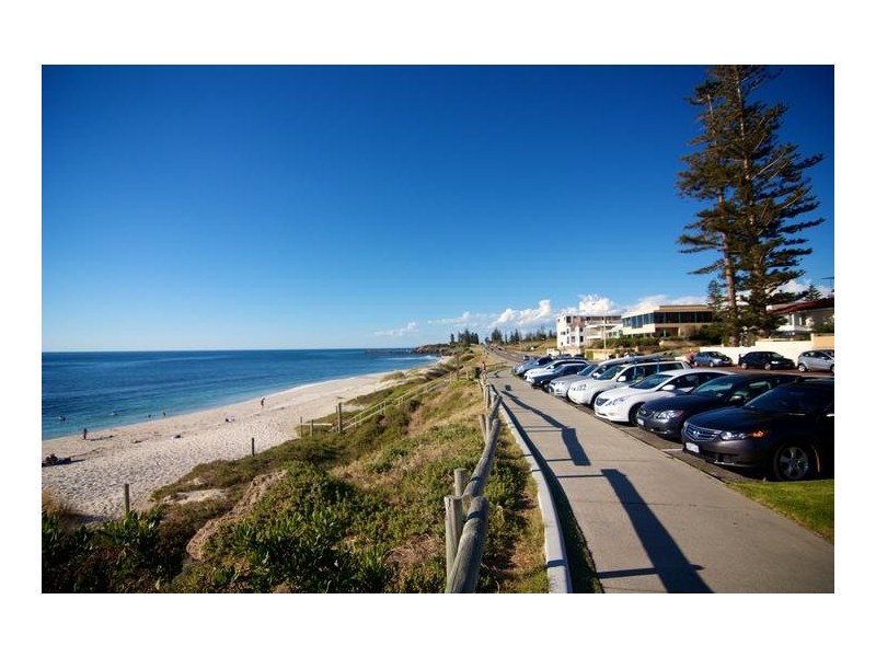 8/11 Rosendo Street, Cottesloe WA 6011