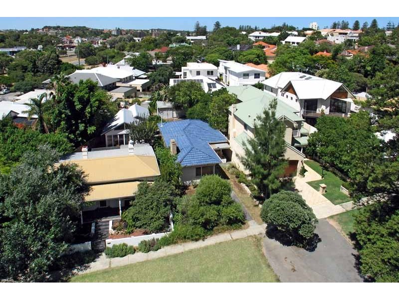 57 Pearse Street, Cottesloe WA 6011