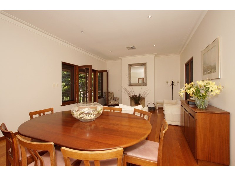 2 Clarendon Street, Cottesloe WA 6011