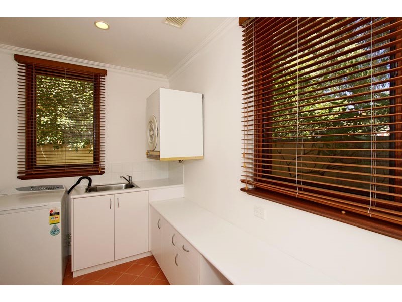 2 Clarendon Street, Cottesloe WA 6011