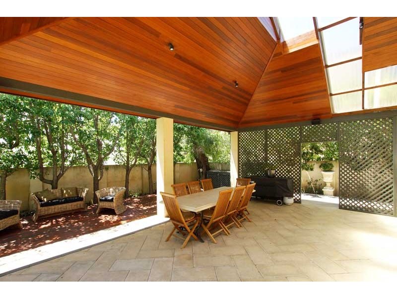 2 Clarendon Street, Cottesloe WA 6011