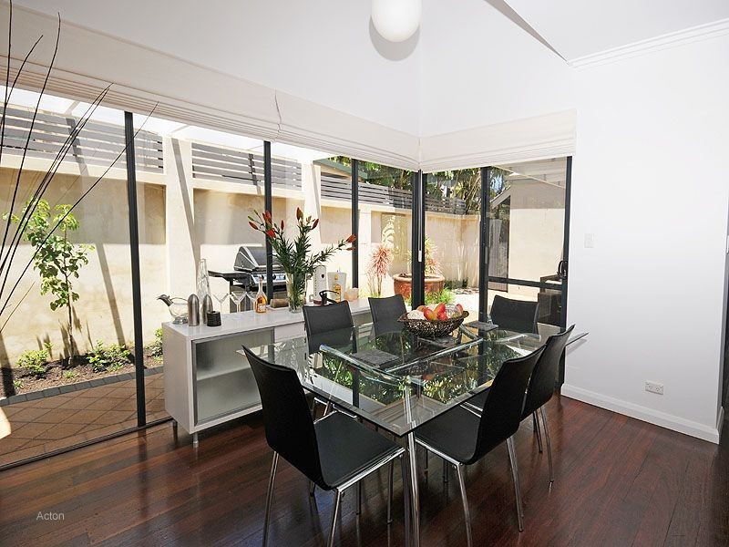 18 Johnston Street, Peppermint Grove WA 6011