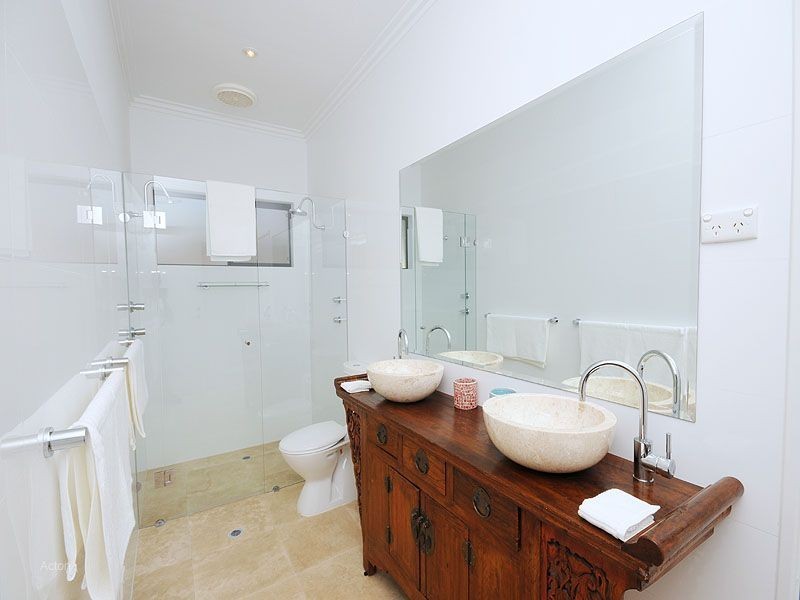 18 Johnston Street, Peppermint Grove WA 6011