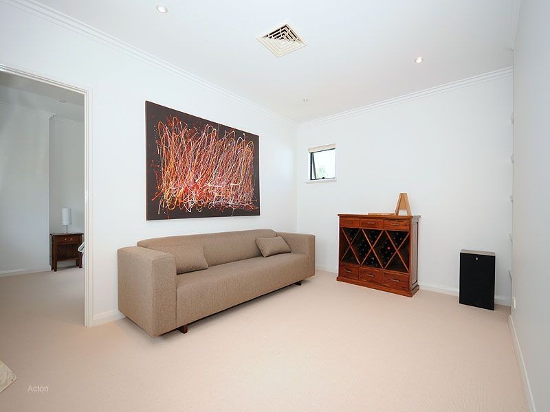 18 Johnston Street, Peppermint Grove WA 6011