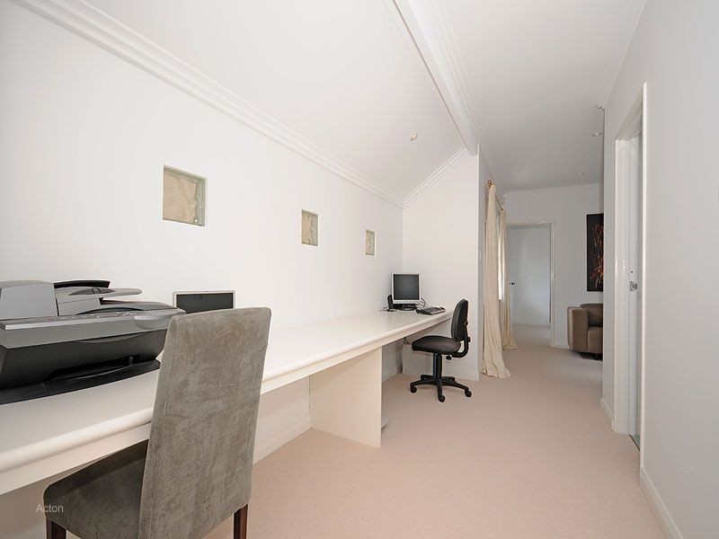 18 Johnston Street, Peppermint Grove WA 6011