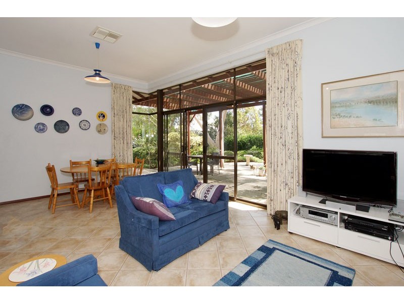 7 Watt Street, Swanbourne WA 6010