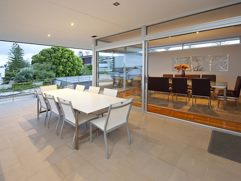 32 Deane Street, Cottesloe WA 6011