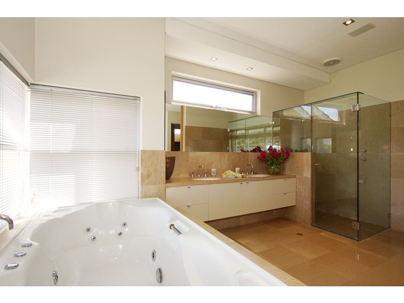 32 Deane Street, Cottesloe WA 6011