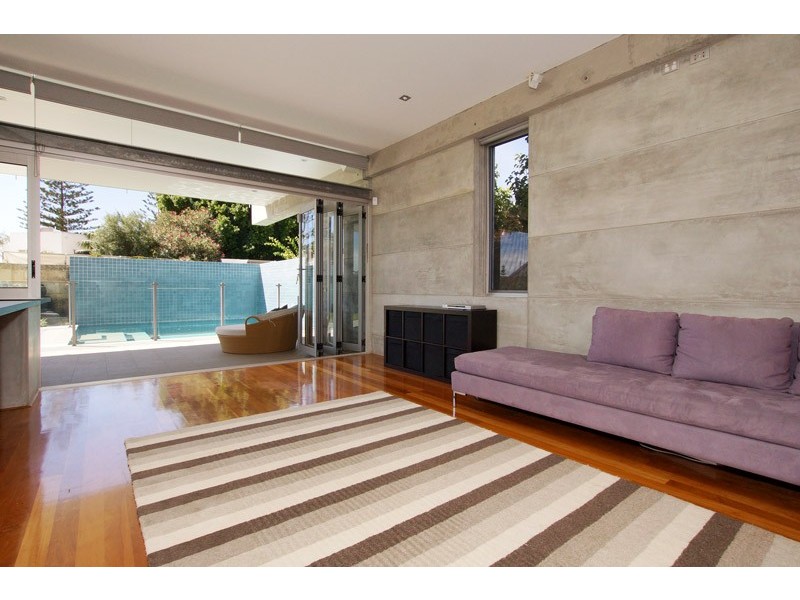 32 Deane Street, Cottesloe WA 6011