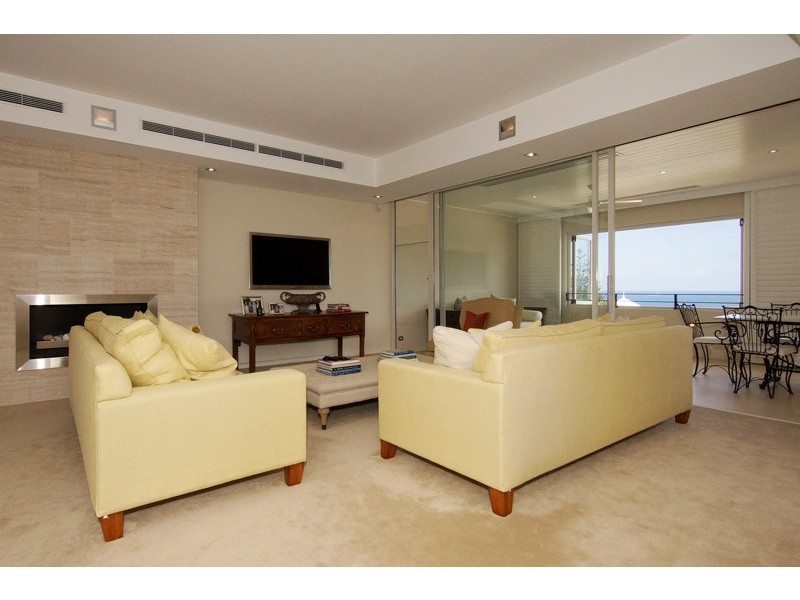 4/24 Avonmore Terrace, Cottesloe WA 6011