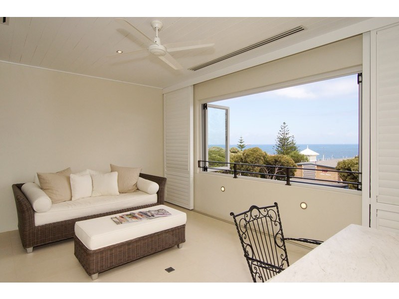 4/24 Avonmore Terrace, Cottesloe WA 6011