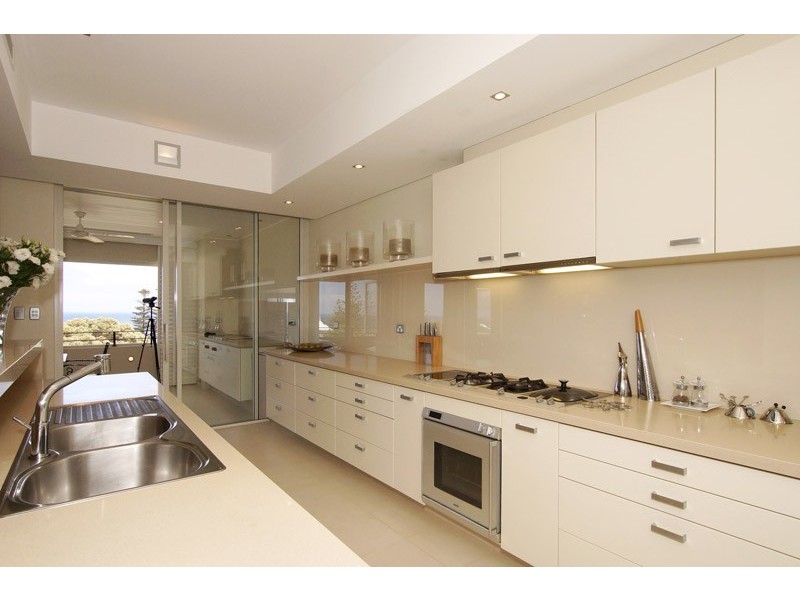 4/24 Avonmore Terrace, Cottesloe WA 6011