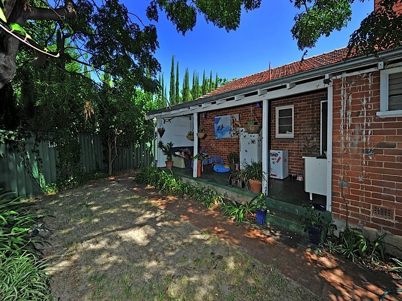 62 Strickland Street, Mount Claremont WA 6010