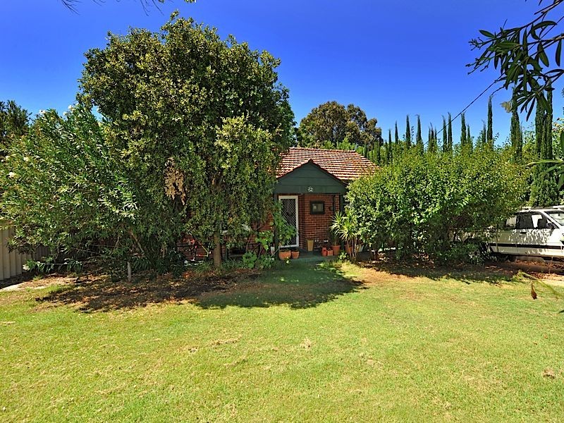 62 Strickland Street, Mount Claremont WA 6010