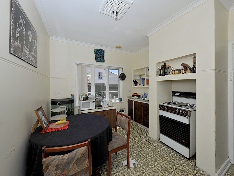 62 Strickland Street, Mount Claremont WA 6010
