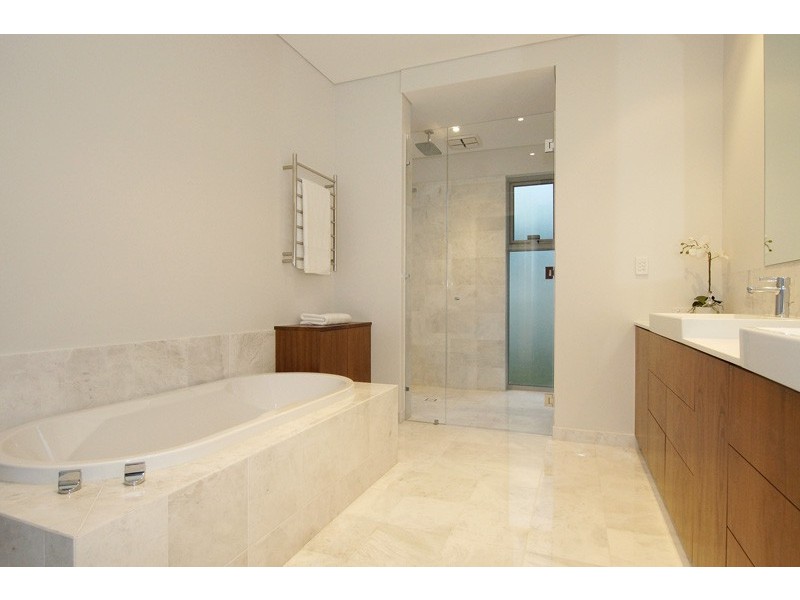 5B Stanhope Street, Cottesloe WA 6011