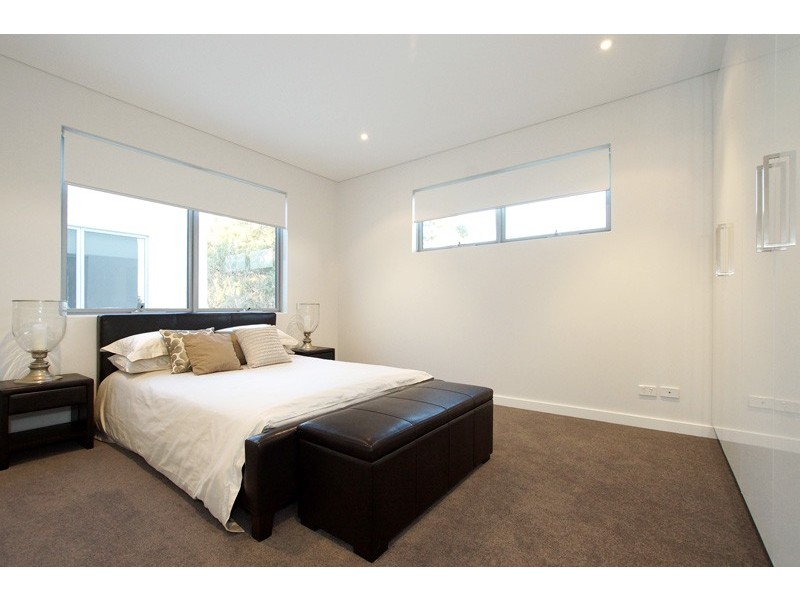 5B Stanhope Street, Cottesloe WA 6011