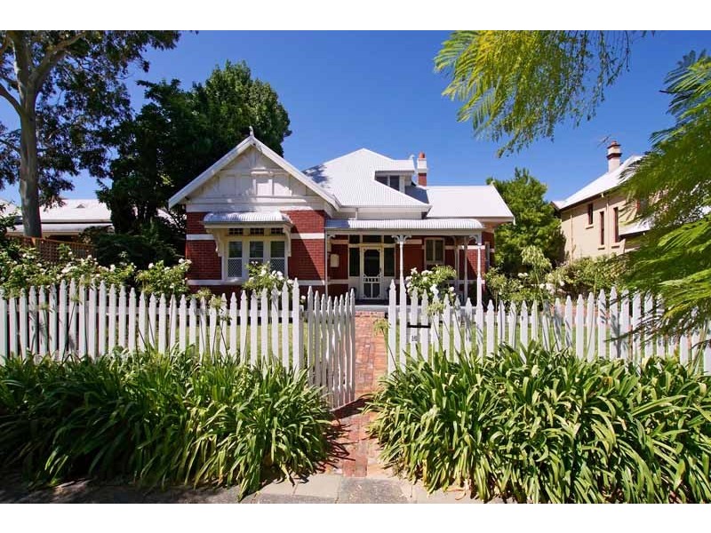 16 Reserve Street, Claremont WA 6010