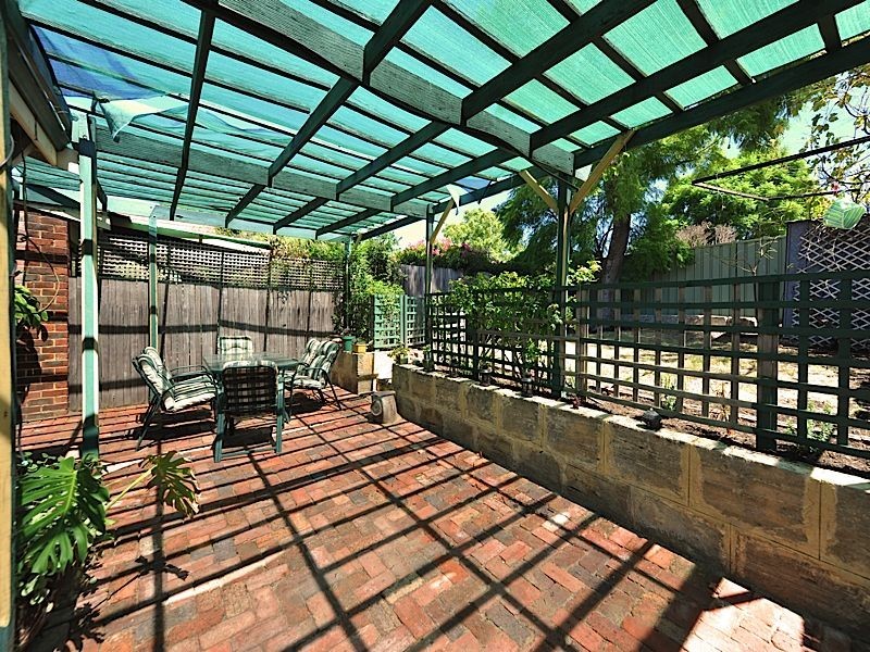 2/97a Harborne Street, Wembley WA 6014