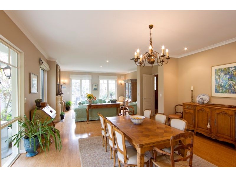 12 Haining Avenue, Cottesloe WA 6011