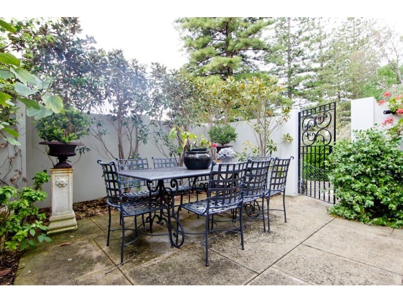 12 Haining Avenue, Cottesloe WA 6011