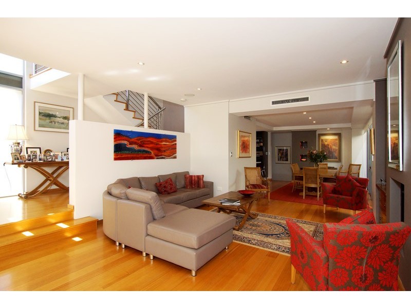 27a Deane Street, Cottesloe WA 6011