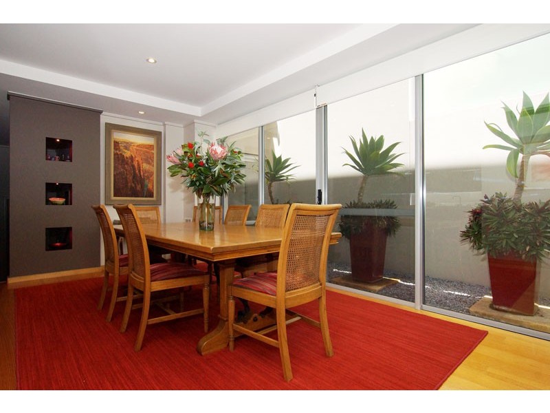 27a Deane Street, Cottesloe WA 6011