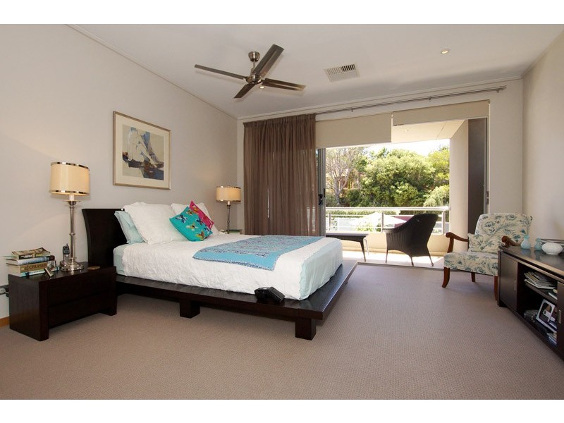 27a Deane Street, Cottesloe WA 6011