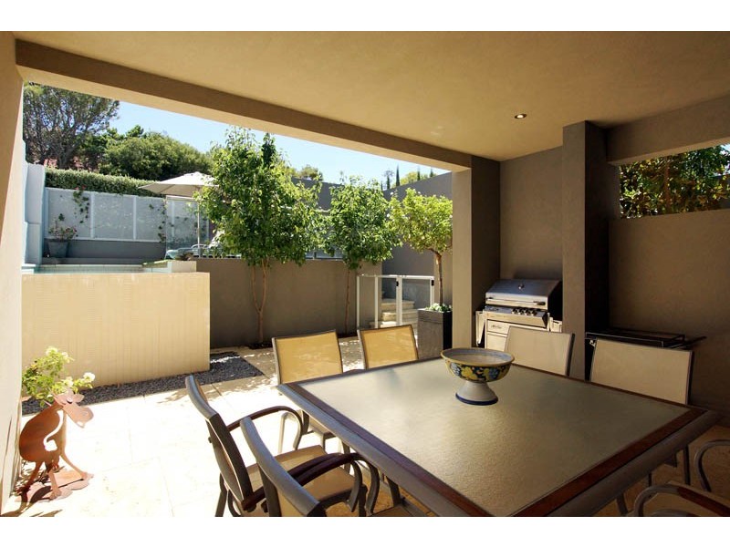 27a Deane Street, Cottesloe WA 6011