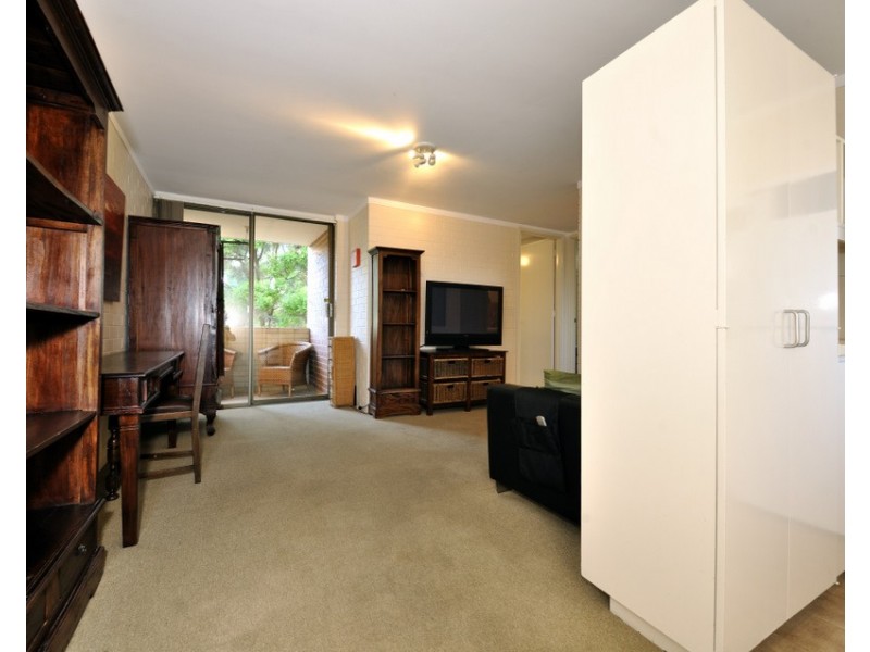 7/2 Bennalong Place, Leederville WA 6007