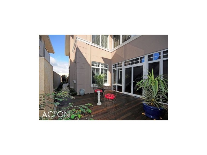 12 Derry Lane, Mosman Park WA 6012