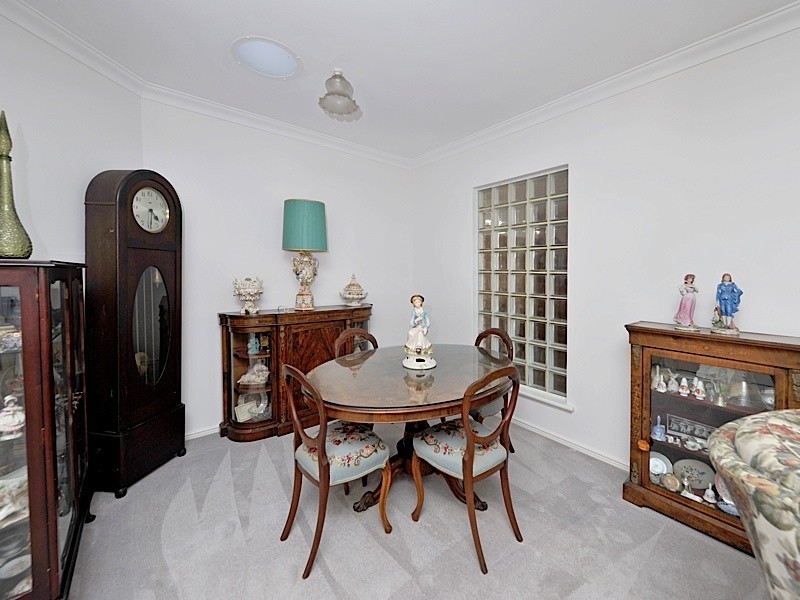 14 Hurstford Close, Peppermint Grove WA 6011