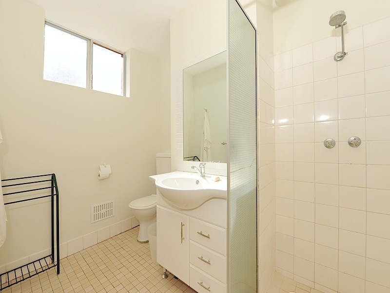 165/2 Murray Ave, Mosman Park WA 6012