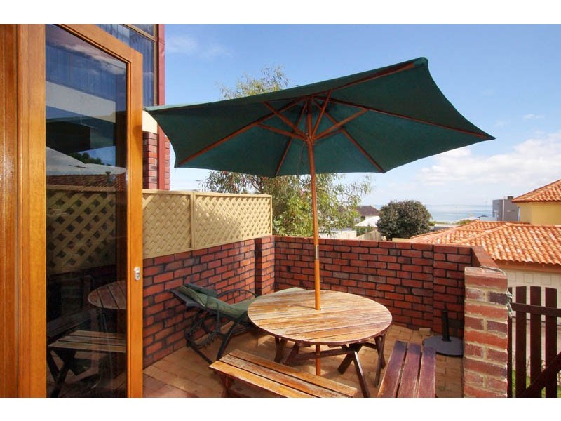 31B Curtin Avenue, Cottesloe WA 6011