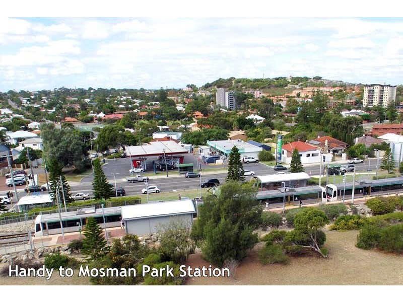 31B Curtin Avenue, Cottesloe WA 6011