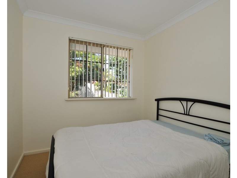 3/102 Mary Street, Como WA 6152