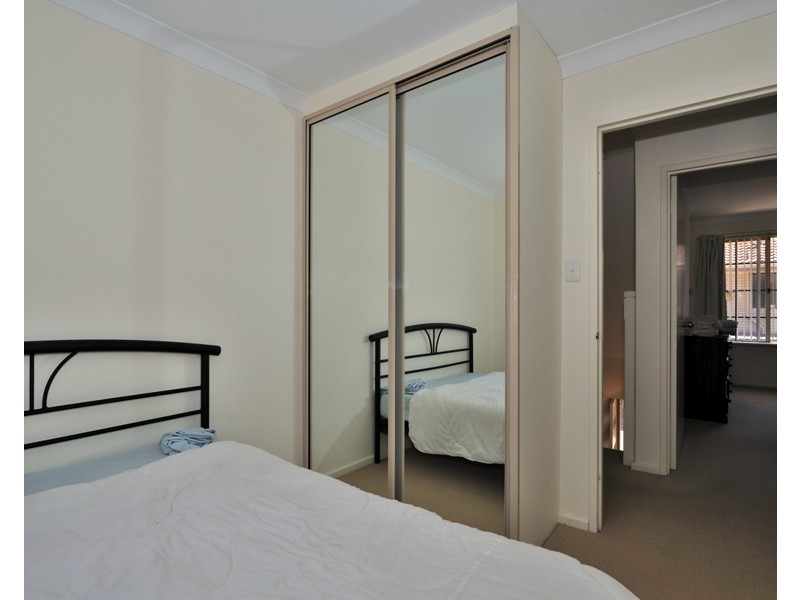 3/102 Mary Street, Como WA 6152