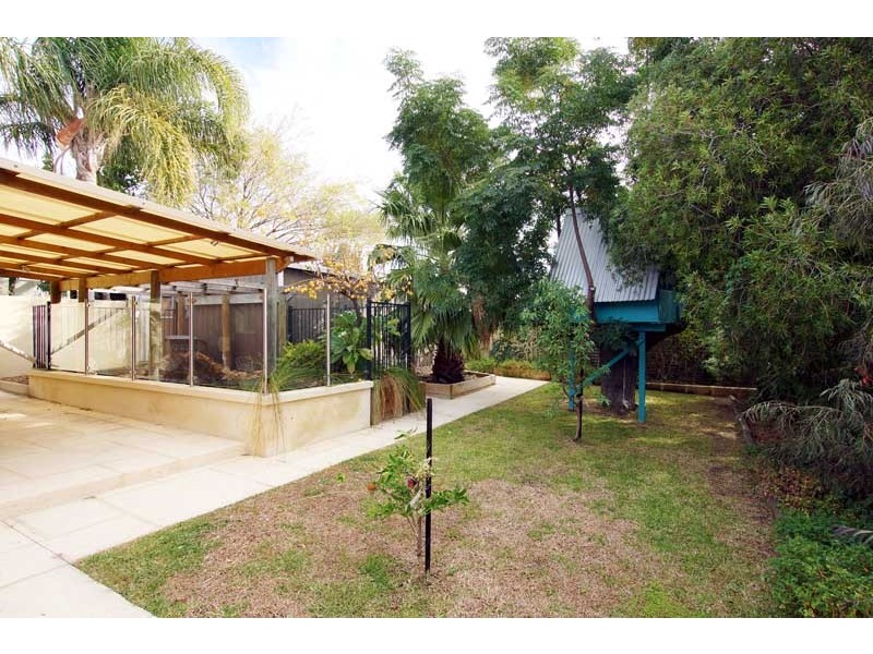 41 Griver Street, Cottesloe WA 6011